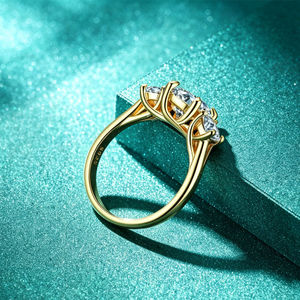 Anillo de compromiso de plata de ley S925 con moissanita de 2 quilates, color D, VVS1, certificado por GRA, para mujer, venta al por mayor de fábrica - Product Image 6