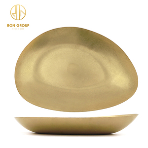 <span class=keywords><strong>Vajilla</strong></span> Irregular de <span class=keywords><strong>Melamina</strong></span> Dorada, Plato de Acero Inoxidable para Hotel, Restaurante, Cena, Cubiertos, Novedad - Product Image 6