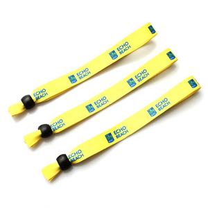 Bracelet en tissu de sublimation avec logo personnalisé pour fêtes musicales - Product Image 3