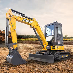 Excavadora Komatsu PC50UU-2 Duradera de 3.5 Toneladas con Pulgar Hidráulico Diésel, Motor de Engranajes PLC y Construcción Robusta - Product Image 3