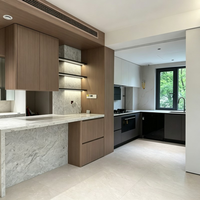 Armoires de cuisine en bois massif chêne clair SLS, design modulaire moderne avec îlot pour projets résidentiels, fabricant d'armoires sur mesure