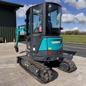 Miniexcavadora Sunward SWE25UF en Buen Estado de Funcionamiento con Motor y Componentes de Bomba Originales en Venta - Product Image 5