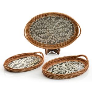 Plateau à chocolat en rotin fait main du Vietnam avec un support pour un service de type arabe - Product Image 1