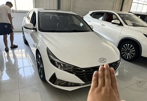 <span class=keywords><strong>Elantra</strong></span> <span class=keywords><strong>2022</strong></span>, 1.5L Turbo, Automático, Sedán, Edición de Lujo, Asientos de Cuero, Techo Corredizo, Faros LED, 25001-50000 Millas - Product Image 2