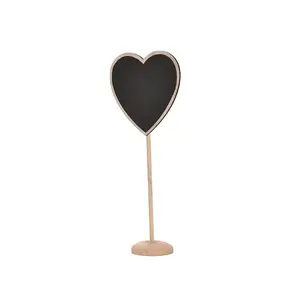 Kalp Mini ahşap ahşap kara tahta tahta üzerinde sopa yer tutucu masa numarası düğün hediyesi