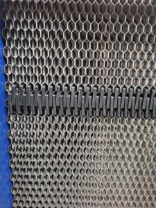 เครื่องแลกเปลี่ยนความร้อนแบบแผ่นคุณภาพมาตรฐาน |   เทียบเท่าประสิทธิภาพของแบรนด์ชั้นนำ |   ดีไซน์แผ่นรองแบบถอดได้ในราคาที่ประหยัดกว่ามาก - Product Image 3