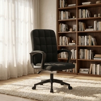 Chaise de loisirs minimaliste et durable avec dossier ergonomique, hauteur réglable et design peu encombrant pour un mobilier moderne