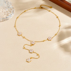 Korean Style Flower Pendant Gold Plated <b>Long</b> Tassel <b>Necklace</b> With Simulated Pearl Petal Design For Everyday Wear - Product Image 3
