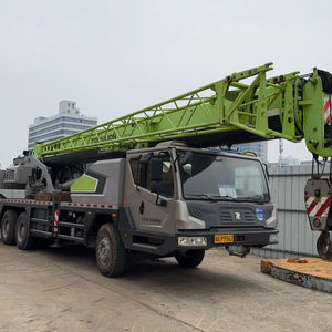 Grúa sobre Camión Zoomlion ZTC250A5-3 de 25 Toneladas en Buen Estado, Funcionamiento Confiable, Componentes Robustos para Trabajos en Sitio - Product Image 1