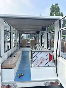Voiturettes de golf modernes <span class=keywords><strong>Ambulance</strong></span> électrique Nouveau design 6-8 places Entièrement fermé avec civière et extincteur - Product Image 2