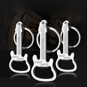 Creative Metal Utility Soda Beer Bottle Cap Opener Key Chain Customizable logo Multi-functional Car Keychain Pendant
