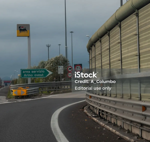 Système de barrières de sécurité pour ponts et autoroutes, destiné à l'ingénierie routière et de transport - Product Image 5