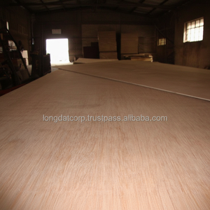 Contrachapado Comercial Long Dat Corp 4*8/3*6 de Eucalipto y Madera Dura Mixta, Grado E1, Calidad de Primera Clase para Uso en Exteriores - Product Image 1