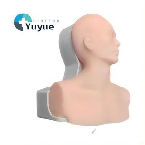 Modèle d'entraînement en silicone pour le cou et le torse, pour la pratique de la cathétérisme veineux central guidé par échographie, destiné à l'apprentissage des compétences chirurgicales - Product Image 1