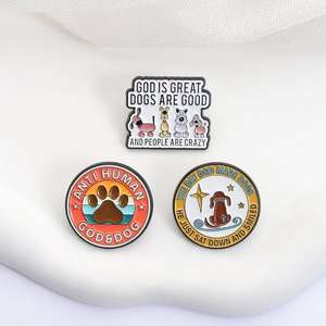 Spille Smaltate 'Dio è Grande, i Cani sono Buoni' per Laurea - Divertenti per Amanti dei Cani, in Lega di Zinco Nichelato Nero per Gioielleria all'Ingrosso - Product Image 4