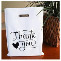 Sacs d'emballage personnalisés écologiques avec poignée découpée pour boutiques et commerces de détail, sacs en plastique pour l'emballage