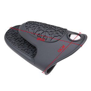 Silicone Oven Mitt Heat Resistant Gloves 20x15cm For Kitchen Oven Microwave Use Gray - Product Image 1