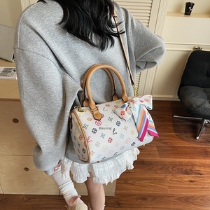 Bolso de Hombro Retro de Diseño, Unisex, Modelo 2026, Patrón Vintage, Cierre de Cremallera, Cuero Genuino, Suave, Impermeable, Elegante y Versátil - Product Image 2