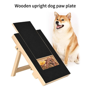 Rascador de Bambú para Perros con Caja de Premios Oculta, Diseño Inclinado, Lija Negra, Lima de Uñas Manual para Mascotas - Product Image 1