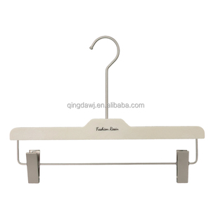 Venta al por mayor de plástico blanco <span class=keywords><strong>resina</strong></span> pantalones percha personalizada abrigo lavandería antideslizante ropa pantalones vaqueros bragas perchas Clip ahorro de espacio - Product Image 2