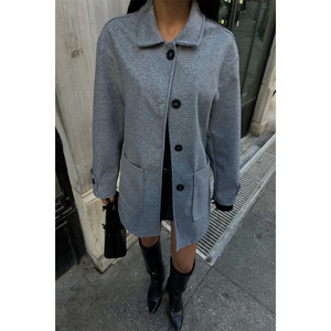 Chaqueta de cachemira gris de 4 botones para mujer - Product Image 5