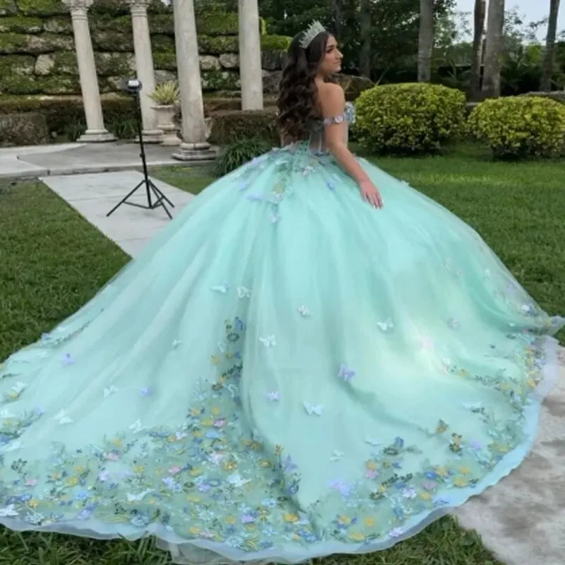 Luxury Light Green Quinceanera Ball Gown Dress With 3d Butterflies & Oem