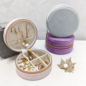 Estuche de Lujo para Joyería al por Mayor, Caja de Joyería de Terciopelo de Alta Calidad, Caja de Joyería de Viaje con Logotipo Personalizado - Product Image 3