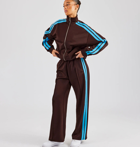 Tute Sportive Personalizzate con Logo del Produttore, Giacche e Pantaloni con Collo a Imbuto e Zip Blu - Product Image 1