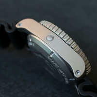 Montre de plongée unique en titane pour homme, boîtier étanche, bracelet en caoutchouc, automatique, design de logo personnalisé, montre-bracelet pour homme