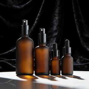 Botella de Vidrio <span class=keywords><strong>Ámbar</strong></span> Esmerilado con Gotero de 15ml-100ml para Almacenamiento de Suero, con Gotero de Plástico Negro para Superficies - Product Image 6