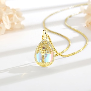 <span class=keywords><strong>Gioielli</strong></span> Divini Femminili Madre e Figlio, Collana con Pendente Albero della Vita a Goccia Placcato Oro 18K con Pietra di Luna e Zircone - Product Image 4