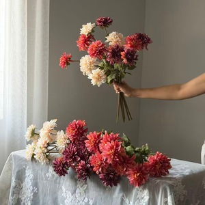 Fleur artificielle en soie Dahlia à 2 têtes, 60 cm, toucher réel, bords brûlés, pour décoration de mariage et de maison - Product Image 6