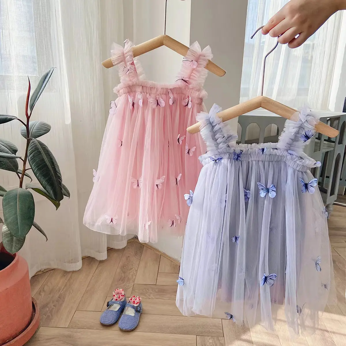 فستان قماش شبكي مزخرف بفراشات للفتيات الكوريات لفصل الصيف لعام 2024، فستان الأميرات المنتفخ للأطفال، فساتين للبنات