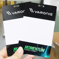 Kofei taille personnalisée entreprise employé impression numérique PVC carte d'identité en plastique pour événement VIP Pass avec lanière assortie