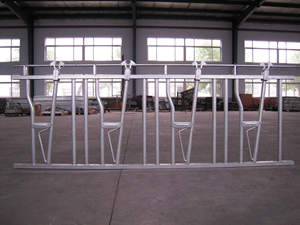 Barrière de retenue pour bovins et vaches, galvanisée à chaud, de 6 m de long et à 7 têtes, pour fermes – Barrières de retenue pour animaux de haute qualité - Product Image 3