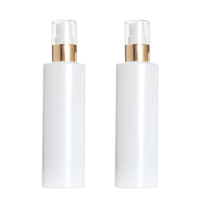 Botella de Spray Cilíndrica Esmerilada de Plástico PET de 30ml/60ml/100ml/150ml/200ml con Cabeza Dosificadora Dorada, Impresión Serigráfica, para Limpiador Facial y Loción - Product Image 1