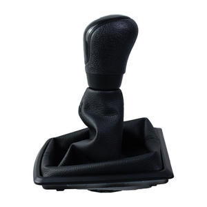 Couvercle de pommeau de levier de vitesse Ford Focus en cuir noir, transmission manuelle, conception ergonomique - Product Image 3