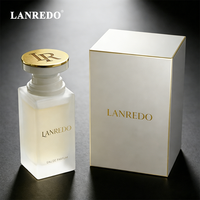 Vente en gros de flacons de parfum en verre givré vides, 30 ml, 50 ml, 100 ml, flacon de parfum carré en verre à sertir avec logo personnalisé