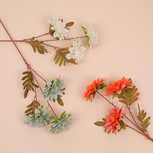 Arreglo Floral Artificial de Dalia de Tres Cabezas, Decoración Suave para Bodas, Flor de Seda Vintage Europea, Decoración Floral para el Hogar - Product Image 2