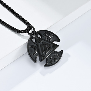 Collier hache de combat viking nordique Odin en acier inoxydable, pendentif unisexe avec motif soleil, lune et étoiles, breloque à thème géométrique - Product Image 4