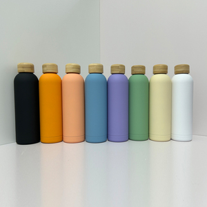 Botella térmica personalizada de acero inoxidable con aislamiento, botella ecológica con tapa de bambú - Product Image 4