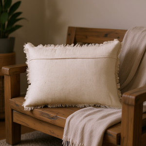 Coussin décoratif en lin rectangulaire 16x24 pouces avec franges, style minimaliste, housse amovible et lavable - Product Image 2