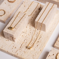Plateau à bijoux décoratif en pierre de travertin beige présentoir ensemble boucles d'oreilles collier conteneur de stockage