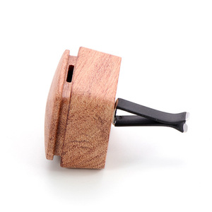 <b>Car</b> Air Freshener Perfume <b>Clip</b> Vent Wooden Magnetic Closure With Logo Customization For <b>Car</b> Aromatherapy - Product Image 5