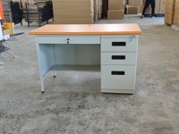 Bureau d'ordinateur convertible moderne en métal avec tiroirs pour usage domestique et commercial