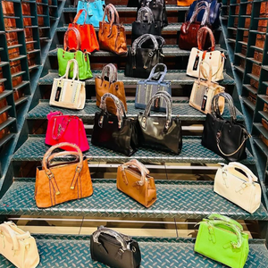 Bolsas Nuevas de Alta Calidad al por Mayor, Bolsas Usadas de Fujian, China - Product Image 1