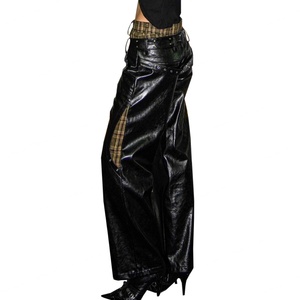 Pantalon en cuir sexy pour femme, style punk urbain, en lin vert à carreaux, deux pièces, avec rivets, coupe droite et ample, vente en gros - Product Image 3