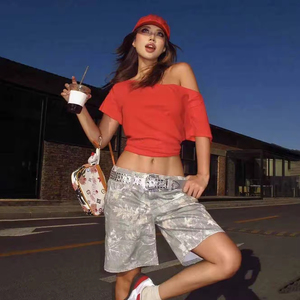 เสื้อครอปท็อปแฟชั่นฤดูร้อนสำหรับผู้หญิง สไตล์สตรีทใหม่ แขนสั้น คอวี ทรงเข้ารูป พิมพ์ลาย ผ้าเจอร์ซีย์ กันยับ แห้งเร็ว ขายส่ง - Product Image 3