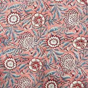 Tissu en voile de coton non tissé botanique Peach |   Respirant, léger, fabriqué à la main en Inde |   Tissu en coton à motif floral pêche de 44 pouces de large - Product Image 6