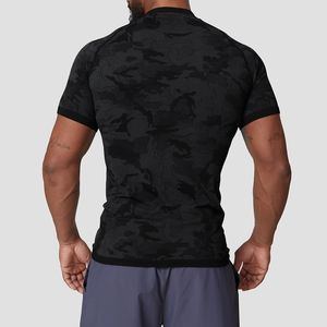T-shirt personnalisé imprimé en gros pour hommes – T-shirt de sport respirant et confortable pour la gym, la compression et l'entraînement - Product Image 3